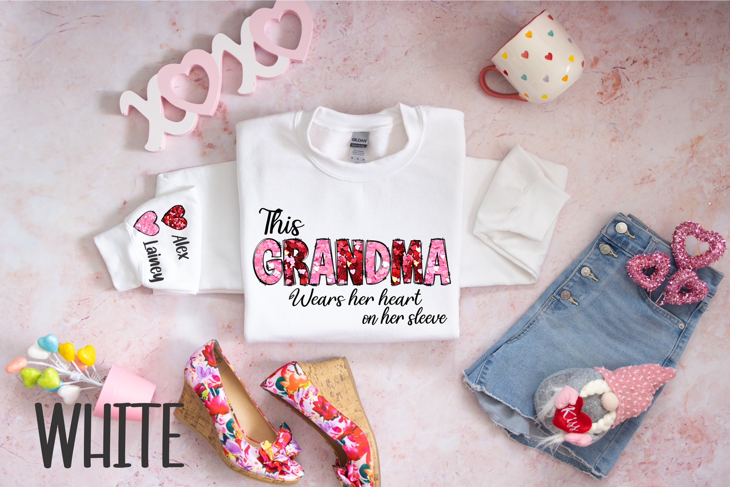 *PERSONALIZED* THIS MAMA WEARS HER HEART ON HER SLEEVE